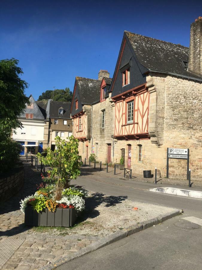 Le Petit Clos De Saint Goustan Auray Exterior photo